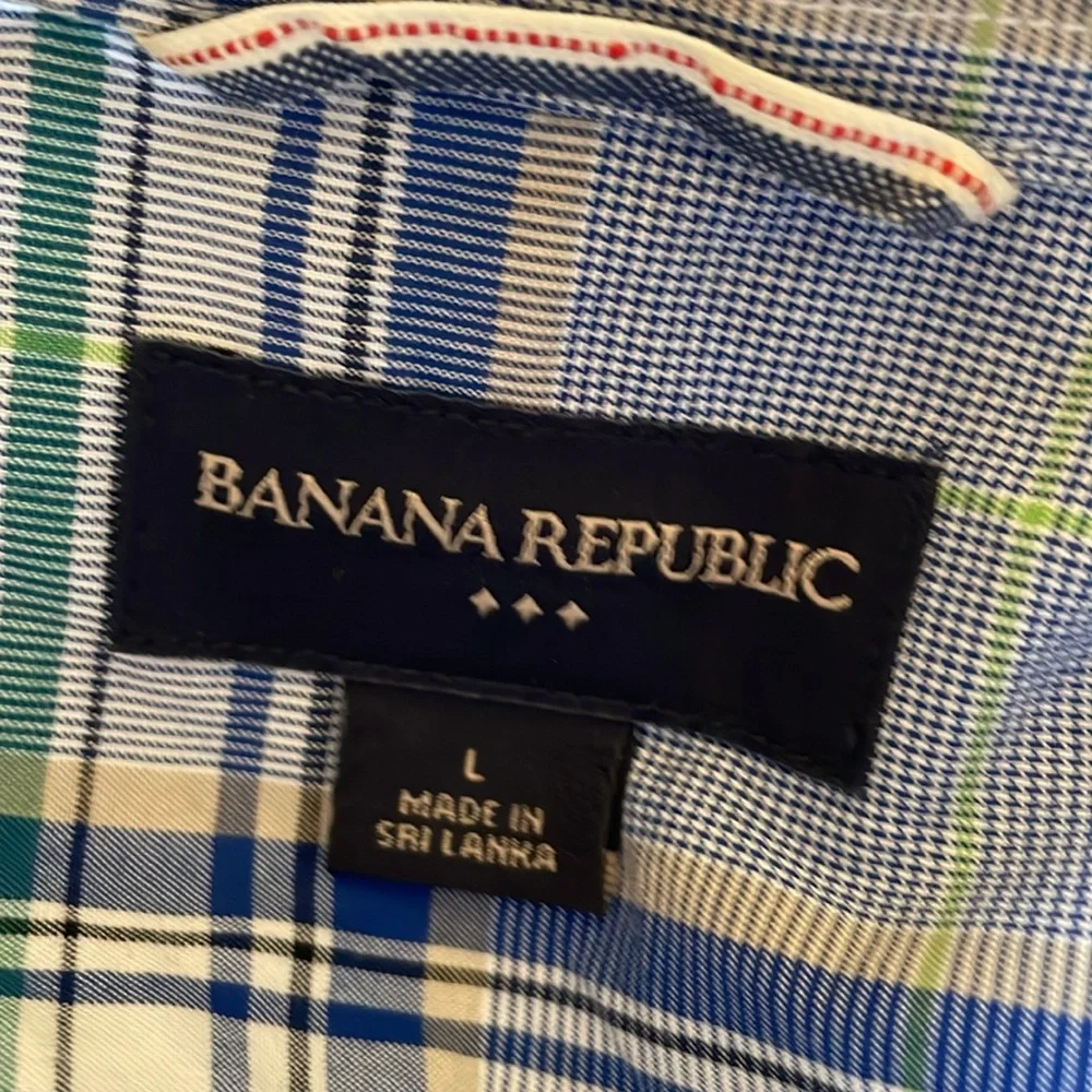 Banana Republic plaid button down shirt large